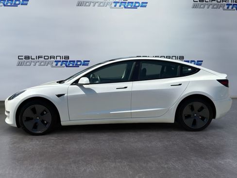 Used 2023 Tesla Model 3 Standard Range RWD image 8