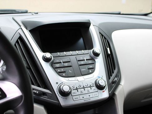 Used 2015 Chevrolet Equinox LT w/ Driver Convenience Package image 11