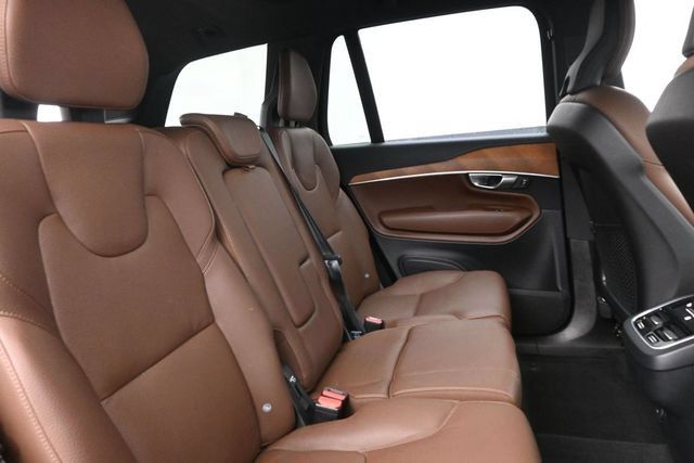 Used 2024 Volvo XC90 B5 Plus w/ Protection Package AWD/4WD image 31
