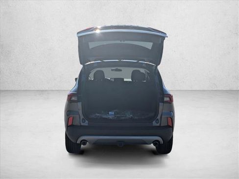 New 2026 Ford Escape SE w/ Class II Trailer Tow Package FWD image 6