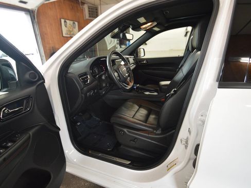Used 2025 Dodge Durango GT AWD/4WD image 31