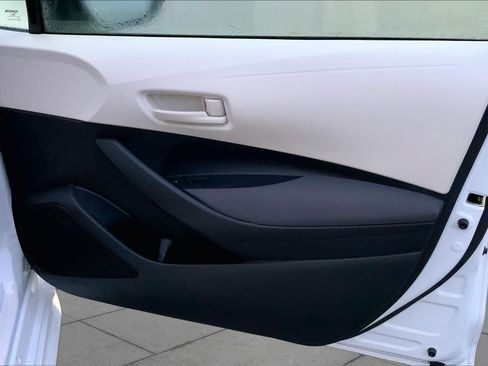 Used 2023 Toyota Corolla LE FWD image 22