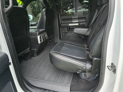 Used 2019 Ford F150 Lariat w/ Equipment Group 502A Luxury image 18