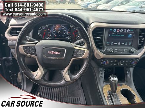 Used 2017 GMC Acadia Denali image 9