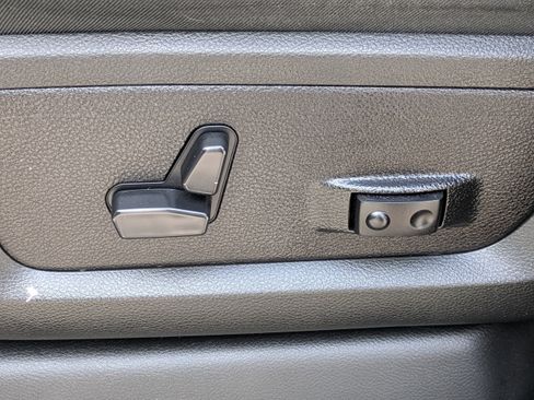 Used 2023 RAM 2500 Laramie AWD/4WD image 19