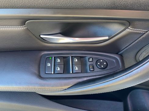 Used 2016 BMW M3 image 22