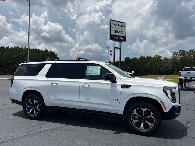 New 2026 GMC Yukon XL AT4 Ultimate AWD/4WD image 2
