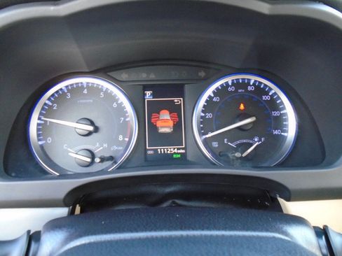 Used 2019 Toyota Highlander FWD V6 image 15