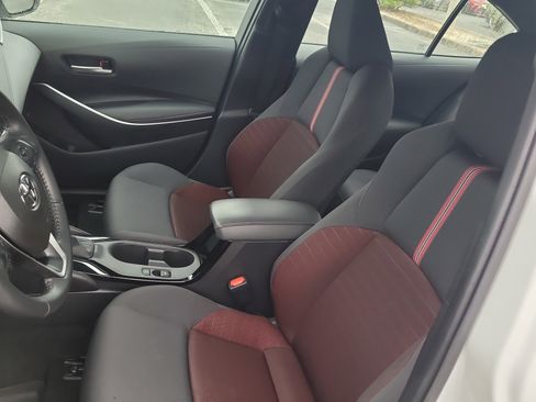 Certified 2025 Toyota Corolla SE image 19