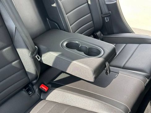 Used 2024 Volkswagen Jetta SE FWD image 20