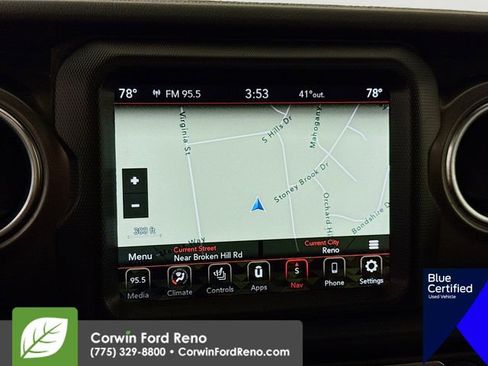 Used 2022 Jeep Gladiator Rubicon w/ LED Lighting Group image 17