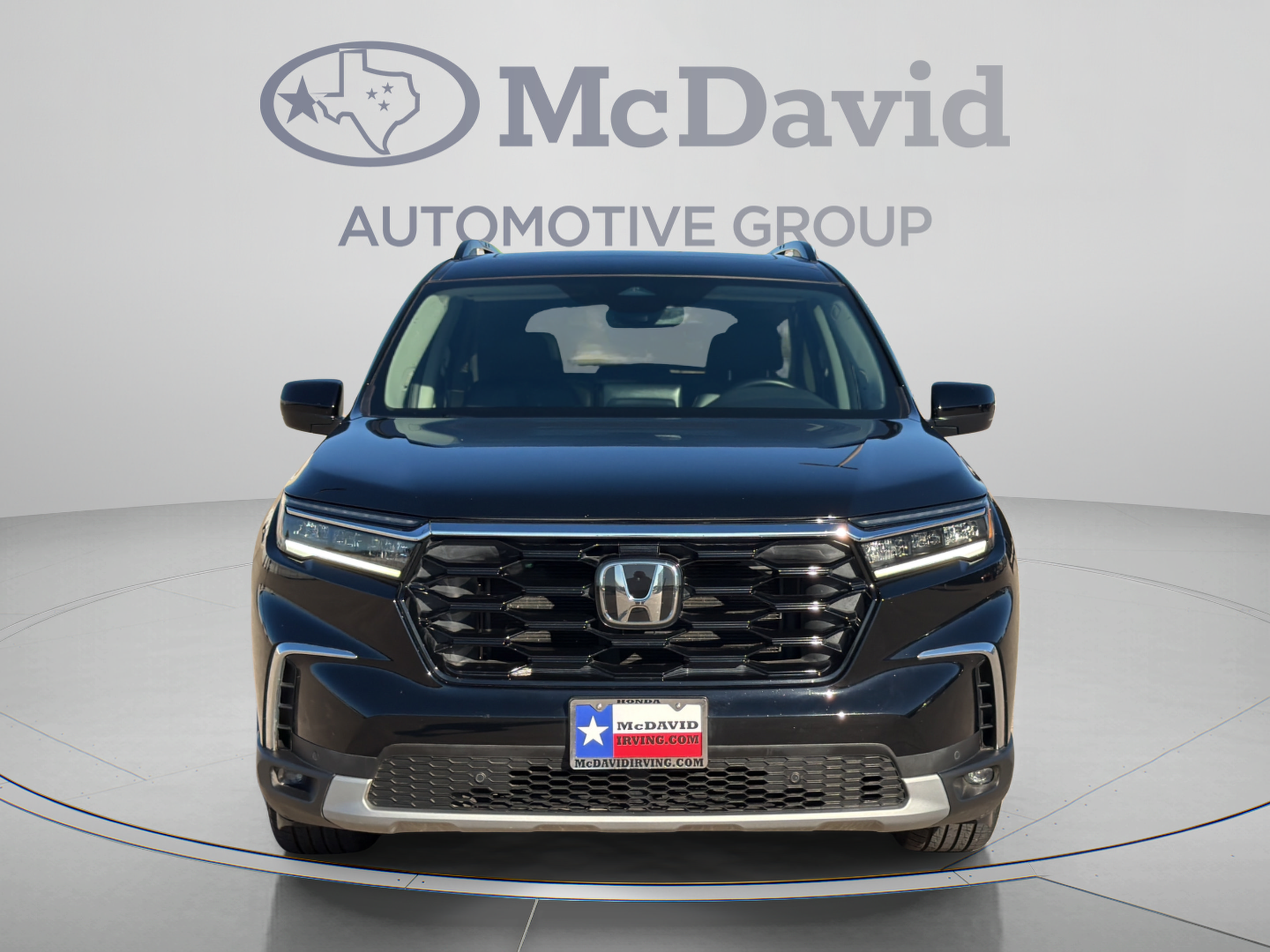 Used 2025 Honda Pilot Touring image 9