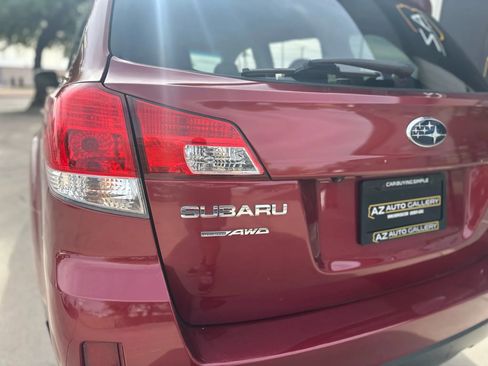 Used 2014 Subaru Outback 2.5i Limited w/ Moonroof Package image 7