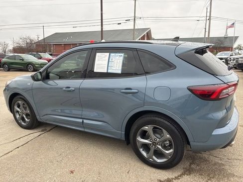 Used 2024 Ford Escape ST-Line w/ Tech Pack #1 image 5