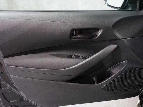 Certified 2024 Toyota Corolla LE image 27