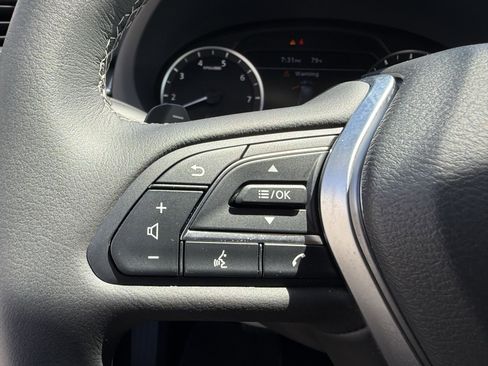 Certified 2025 INFINITI QX50 Luxe image 15