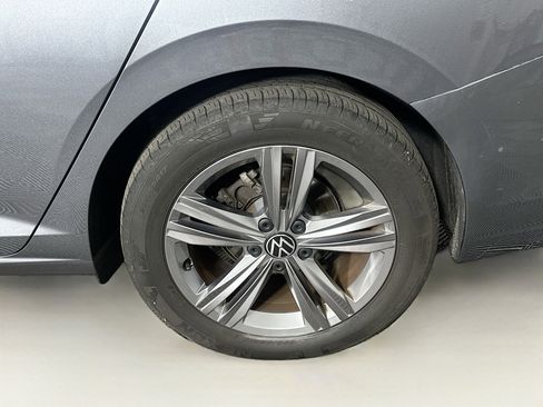 Used 2023 Volkswagen Jetta SE FWD image 11