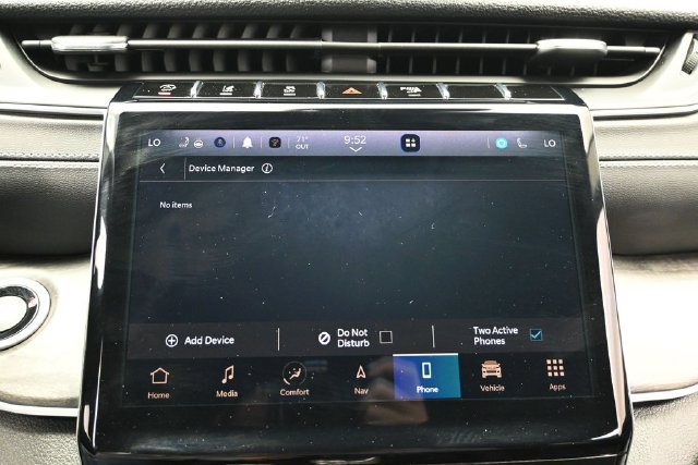 Used 2023 Jeep Grand Cherokee Limited w/ Black Appearance Package AWD/4WD image 38