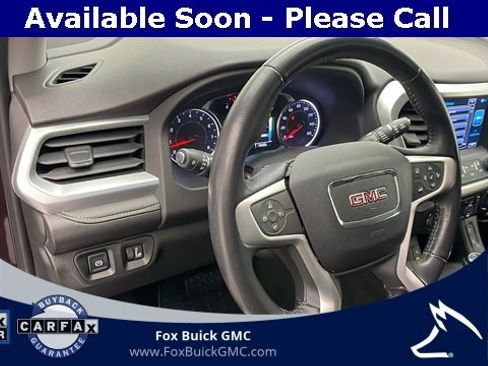 Used 2018 GMC Acadia SLT image 13
