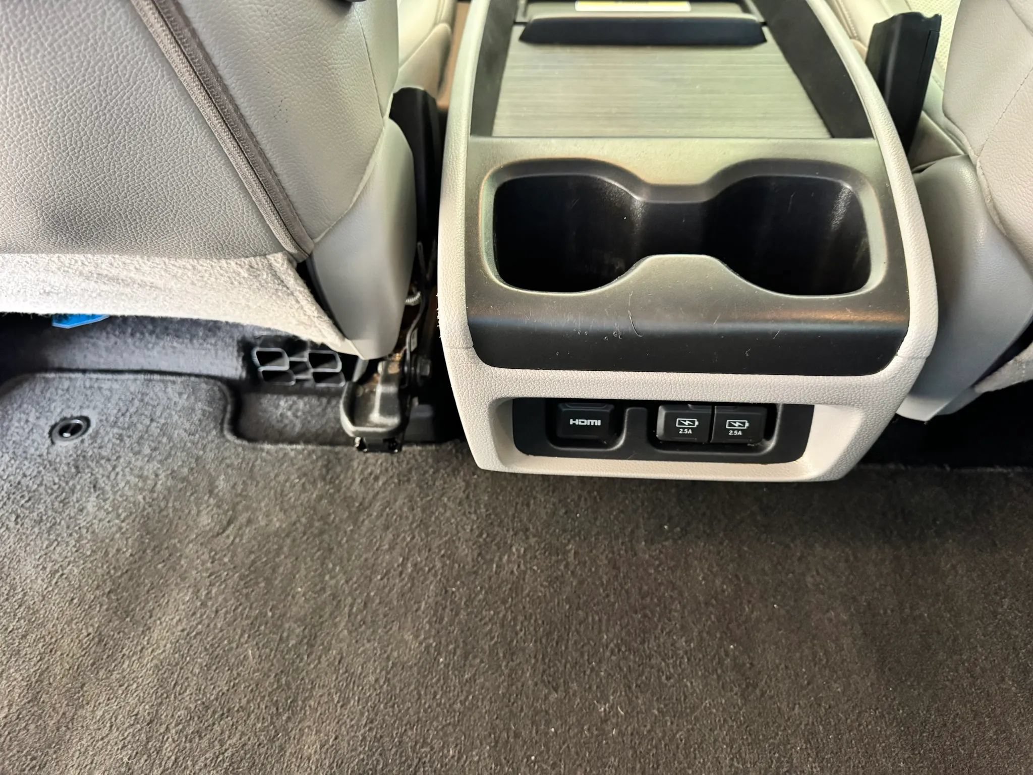Used 2019 Honda Odyssey Elite image 19