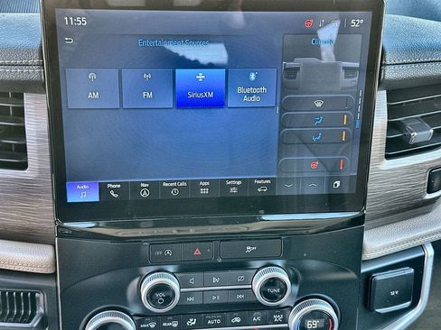 Used 2024 Ford Expedition Max Limited image 13