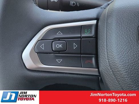 Used 2025 Jeep Compass Limited AWD/4WD image 27