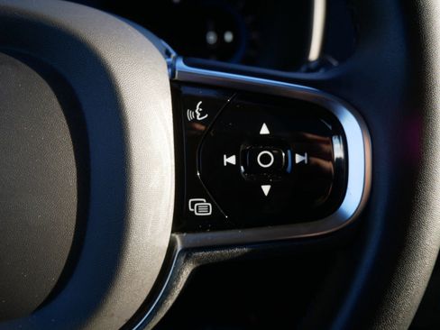 Certified 2023 Volvo XC90 B6 Ultimate w/ Lounge Package image 24