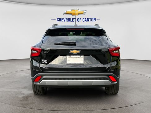 New 2026 Chevrolet Trax LT FWD image 6