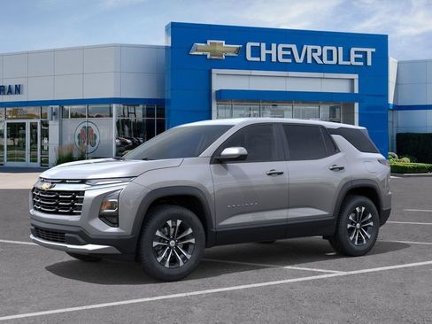 New 2027 Chevrolet Equinox LT FWD image 2