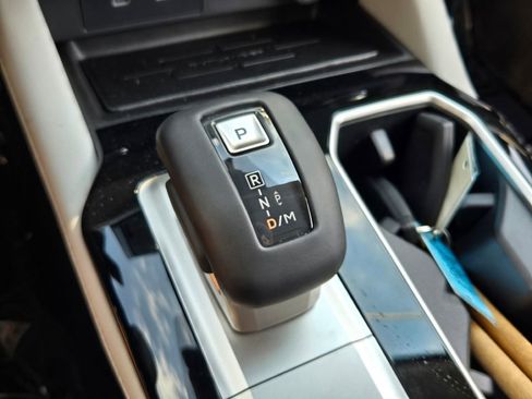 New 2025 Mitsubishi Outlander SE image 22