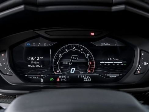 Used 2022 Lamborghini Urus image 16