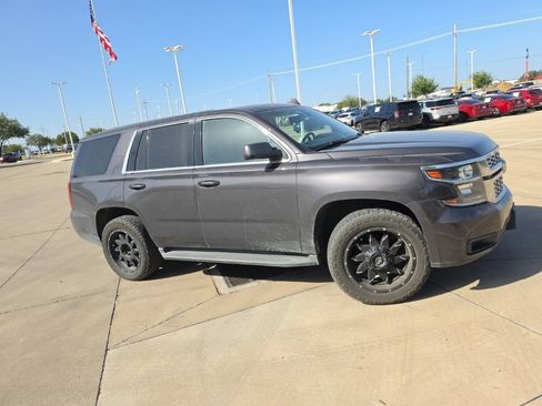 Used 2016 Chevrolet Tahoe 2WD image 2