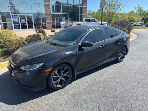 Used 2020 Honda Civic Sport image 4