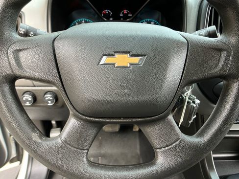 Used 2020 Chevrolet Colorado W/T image 14