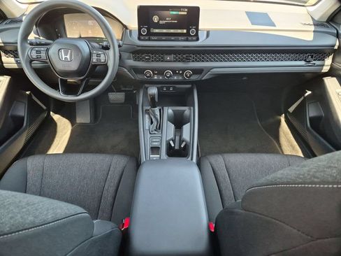 Used 2025 Honda Accord LX image 25