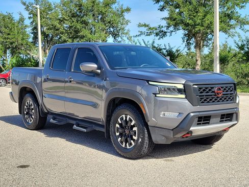 Used 2022 Nissan Frontier Pro-X RWD image 3