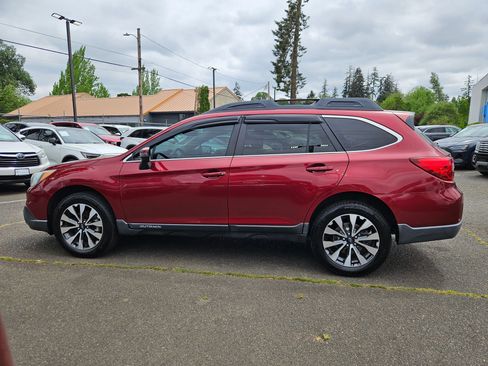 Used 2016 Subaru Outback 2.5i Limited AWD/4WD image 2