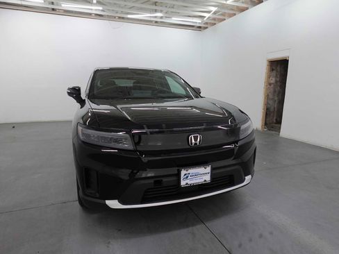 Used 2024 Honda Prologue EX image 3
