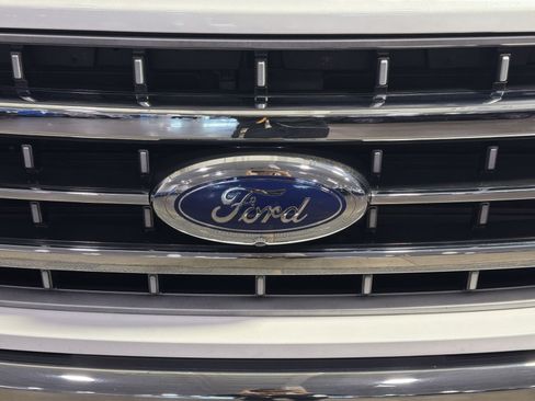 Used 2023 Ford F150 Lariat w/ Equipment Group 502A High AWD/4WD image 12