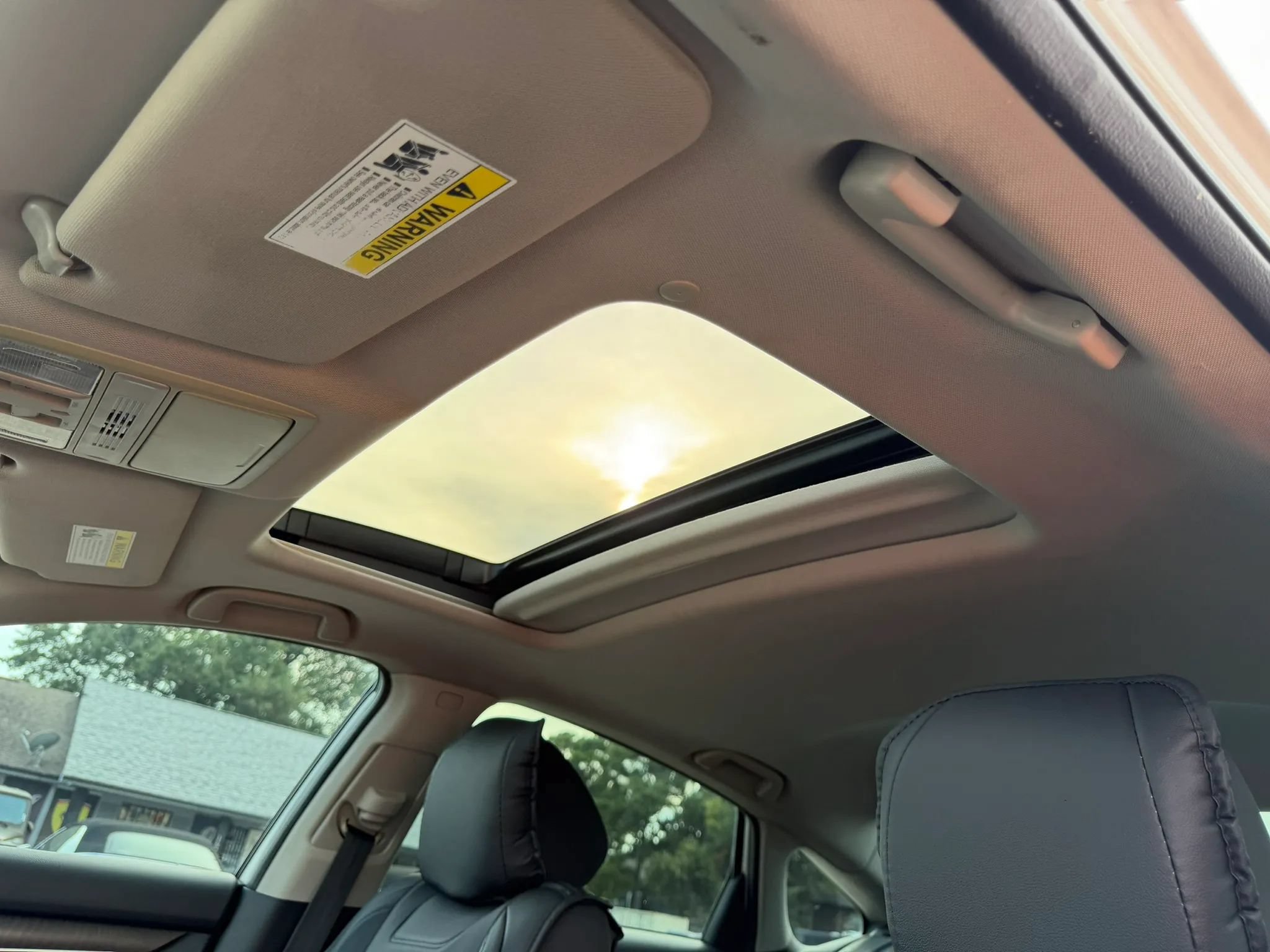 Used 2018 Honda Accord EX-L image 38
