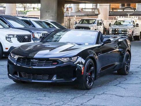 Used 2023 Chevrolet Camaro LT w/ RS Package image 7