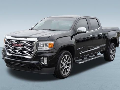 Used 2021 GMC Canyon Denali image 3