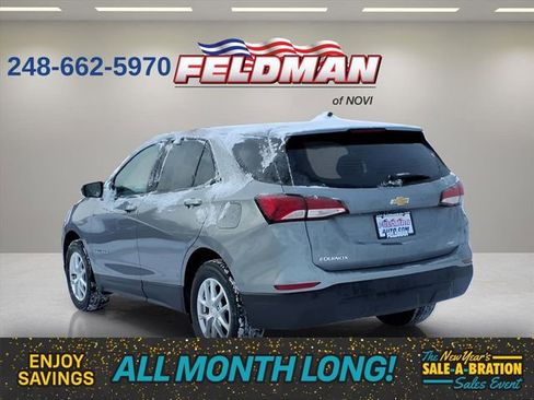 Used 2023 Chevrolet Equinox LS w/ LS Convenience Package image 3