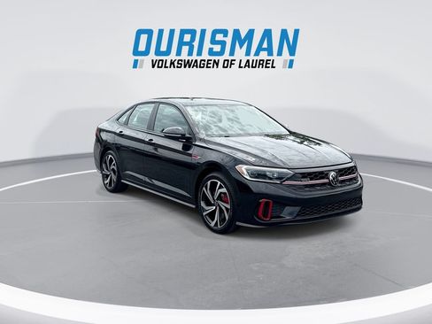 Certified 2023 Volkswagen Jetta GLI Autobahn FWD image 2
