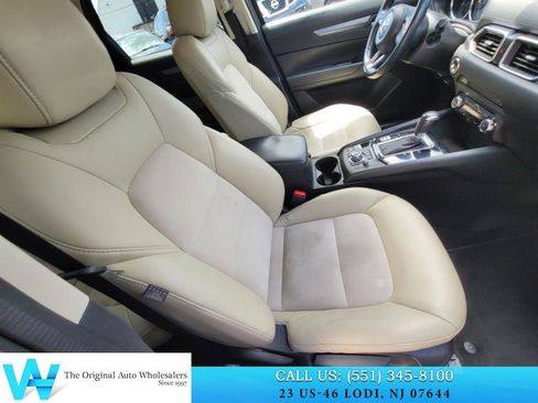 Used 2017 MAZDA CX-5 Touring AWD/4WD image 17