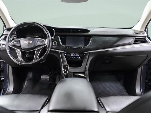 Used 2019 Cadillac XT5 Luxury image 9