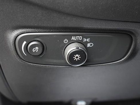 Certified 2024 Chevrolet Equinox LT w/ LPO, Floor Liner Package image 24