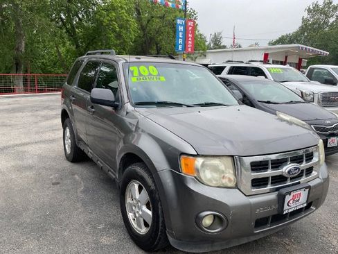 Used 2012 Ford Escape XLT FWD image 3