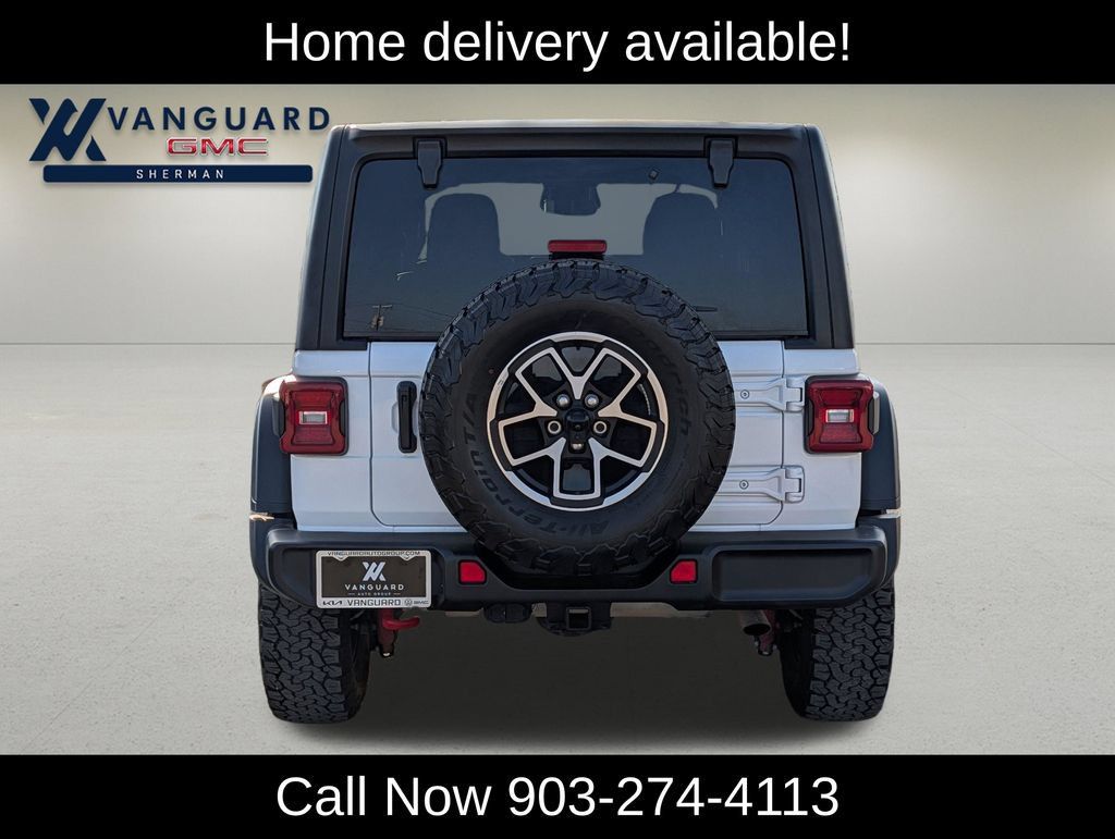 Used 2026 Jeep Wrangler Unlimited Rubicon AWD/4WD image 5