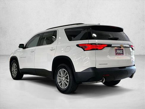 Used 2023 Chevrolet Traverse LT FWD image 13